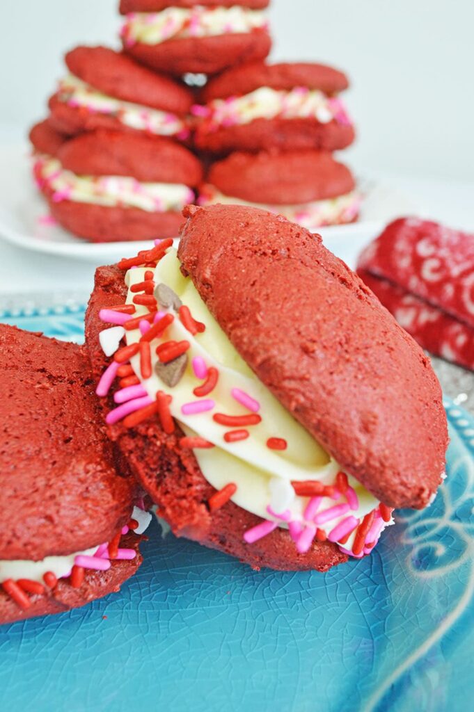 Valentines Day Sandwich Cookies