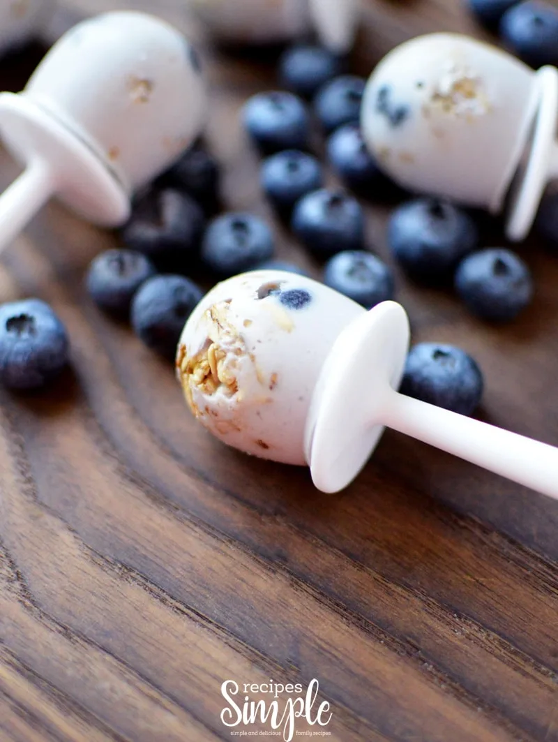 Breakfast granola pops on table