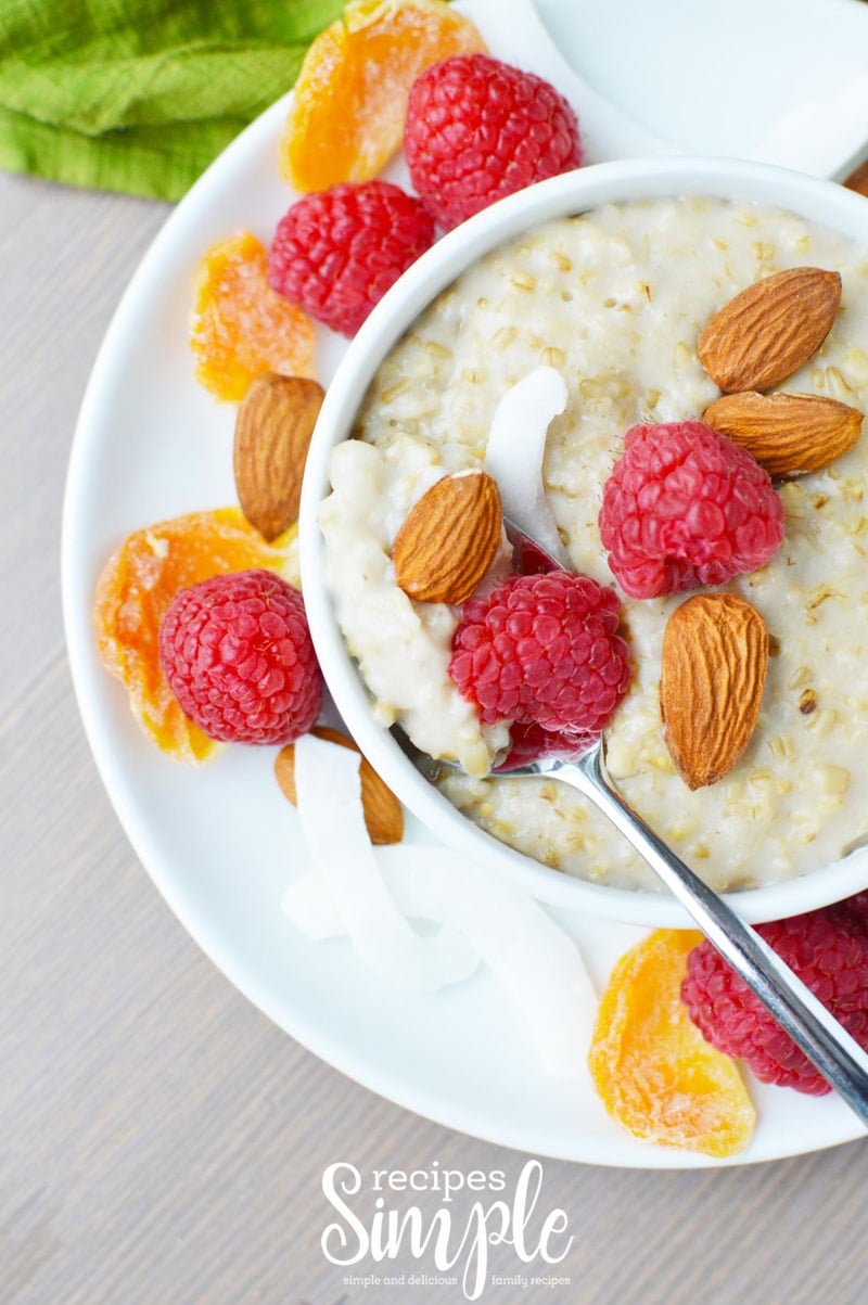 Instant Pot Steel Cut Oats With Raspberries and Almonds