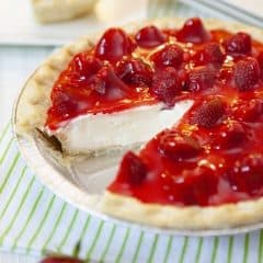 Fresh Strawberry Cream Pie