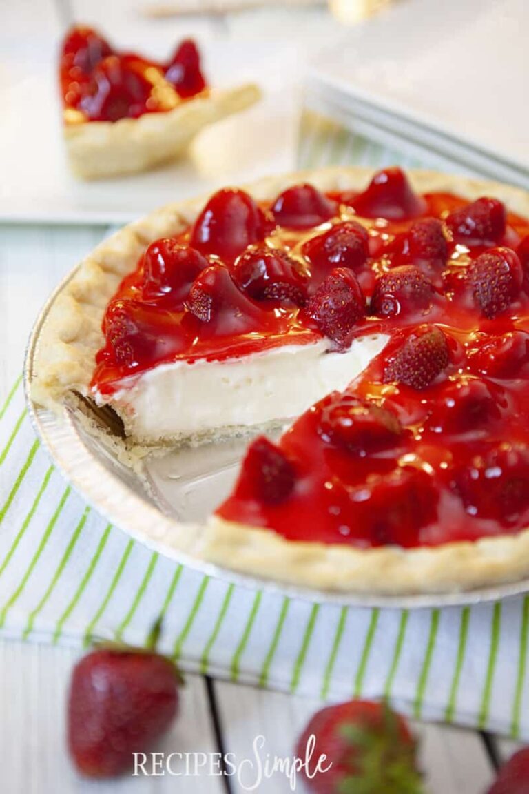 Fresh Strawberry Cream Pie