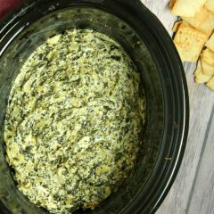 Slow Cooker Spinach Artichoke Dip