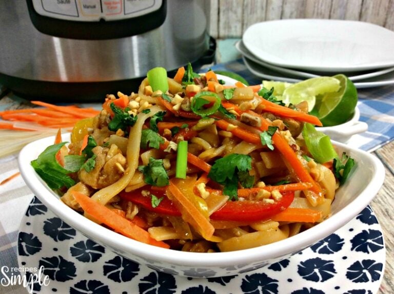 Instant Pot Chicken Pad Thai