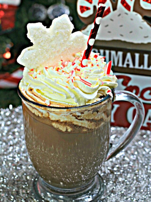 cropped-Candy-Cane-Hot-Cocoa.jpg