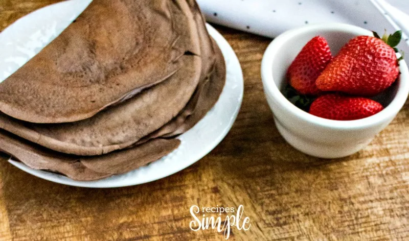 How To Make Chocolate Dessert Crepes