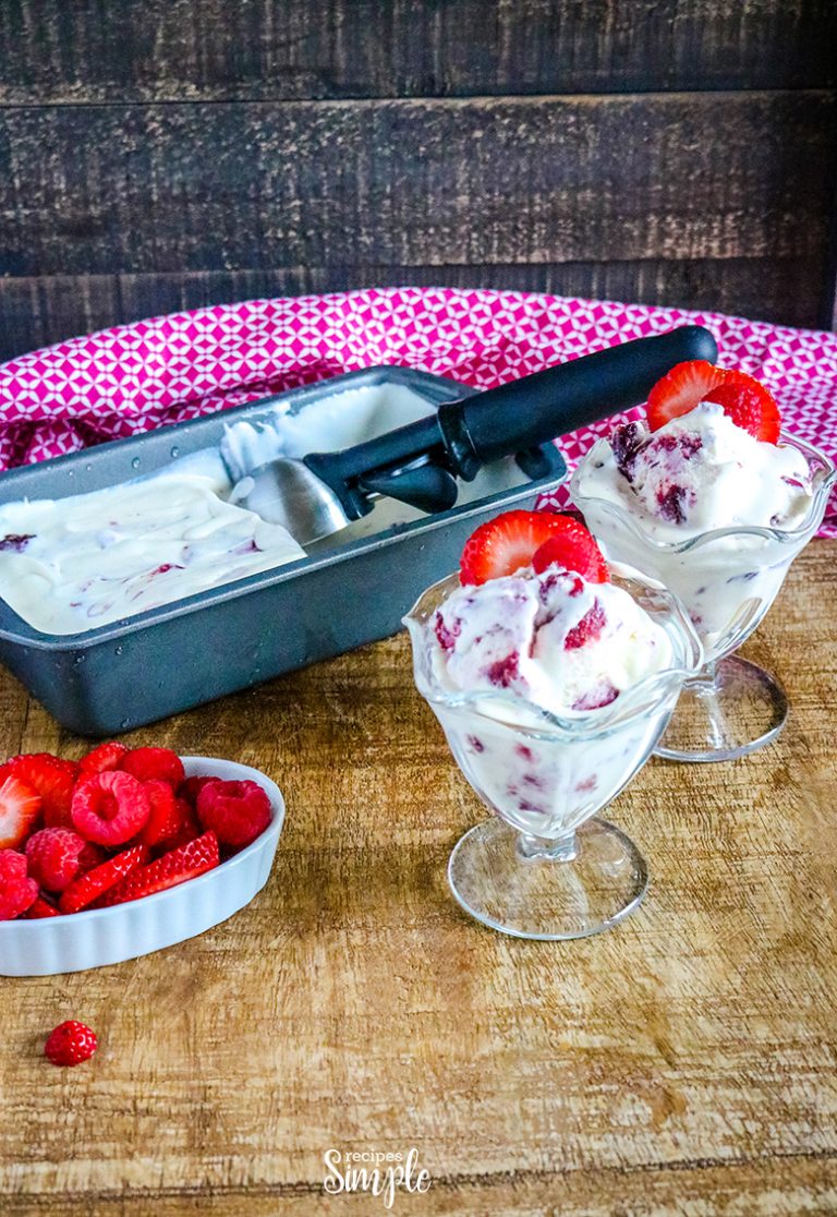 No Churn Berry Pie Ice Cream Recipes Simple