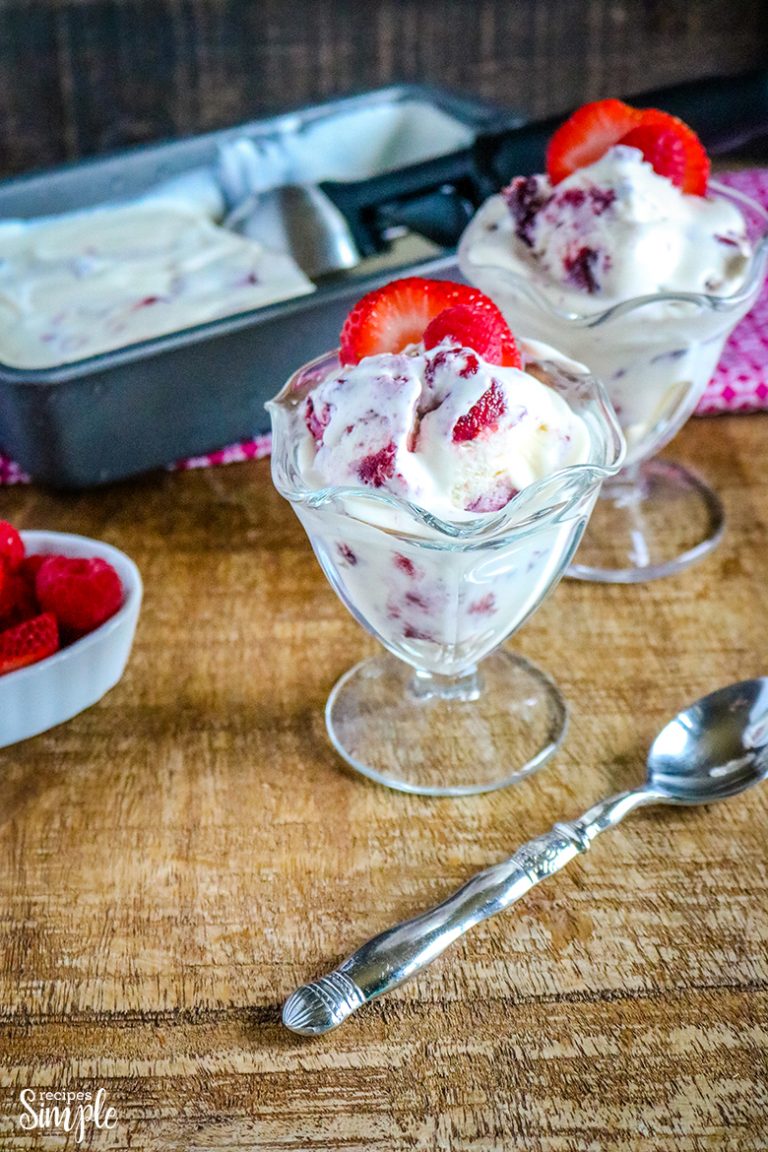 No Churn Berry Pie Ice Cream Recipes Simple