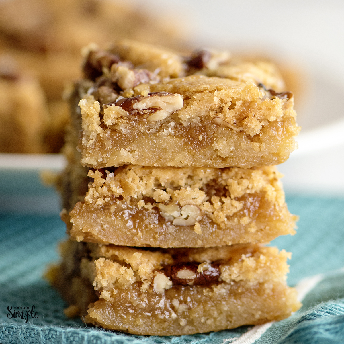 Easy Salted Caramel Pecan Bars Recipes Simple