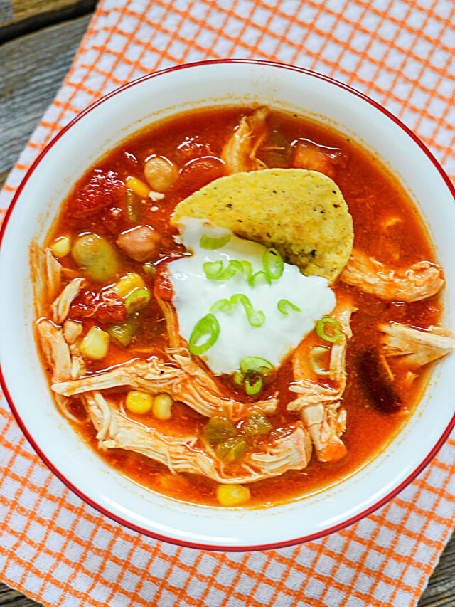 cropped-Easy-Slow-Cooker-Chicken-Taco-Soup.jpg
