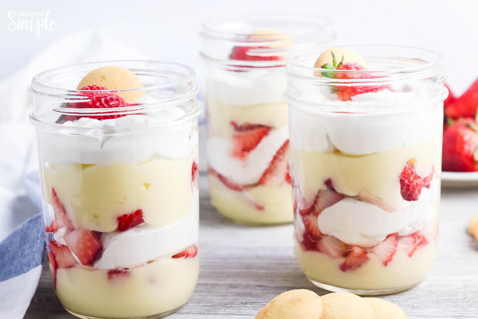 Strawberry Cheesecake Pudding Dessert In A Jar Recipes Simple