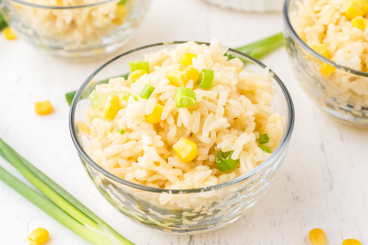 Corn rice in a glass bowl.