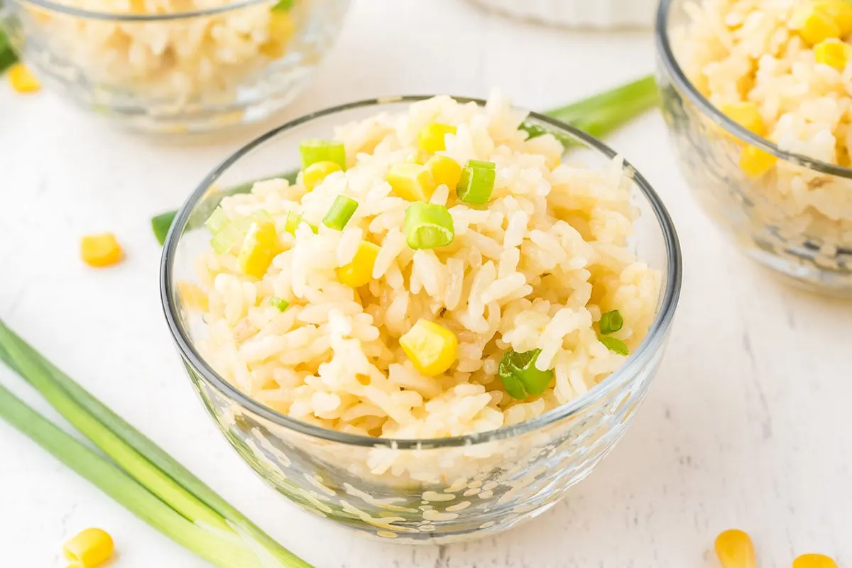 Corn rice in a glass bowl.