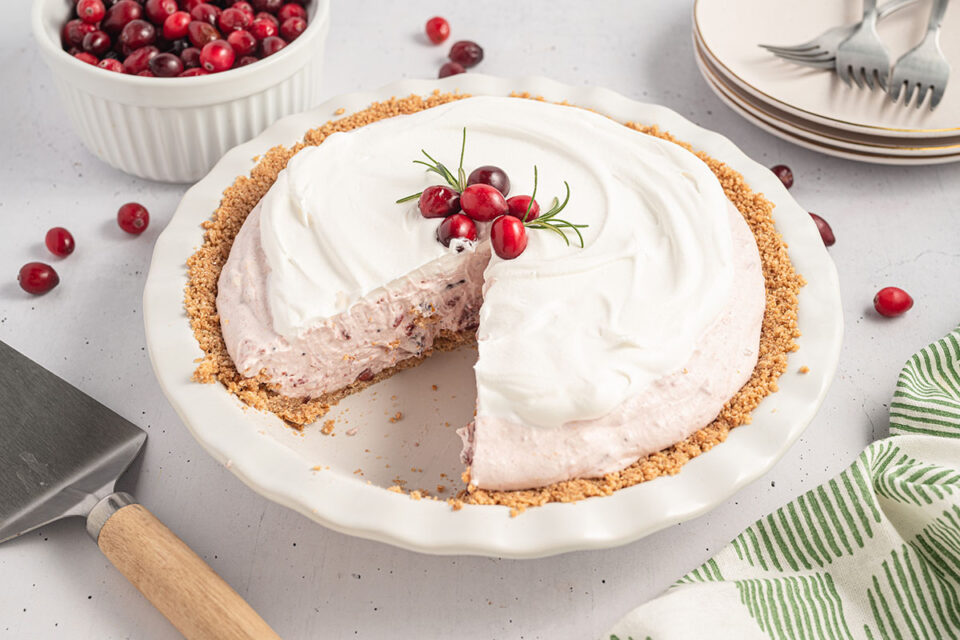 No Bake Cranberry Cream Pie - Recipes Simple