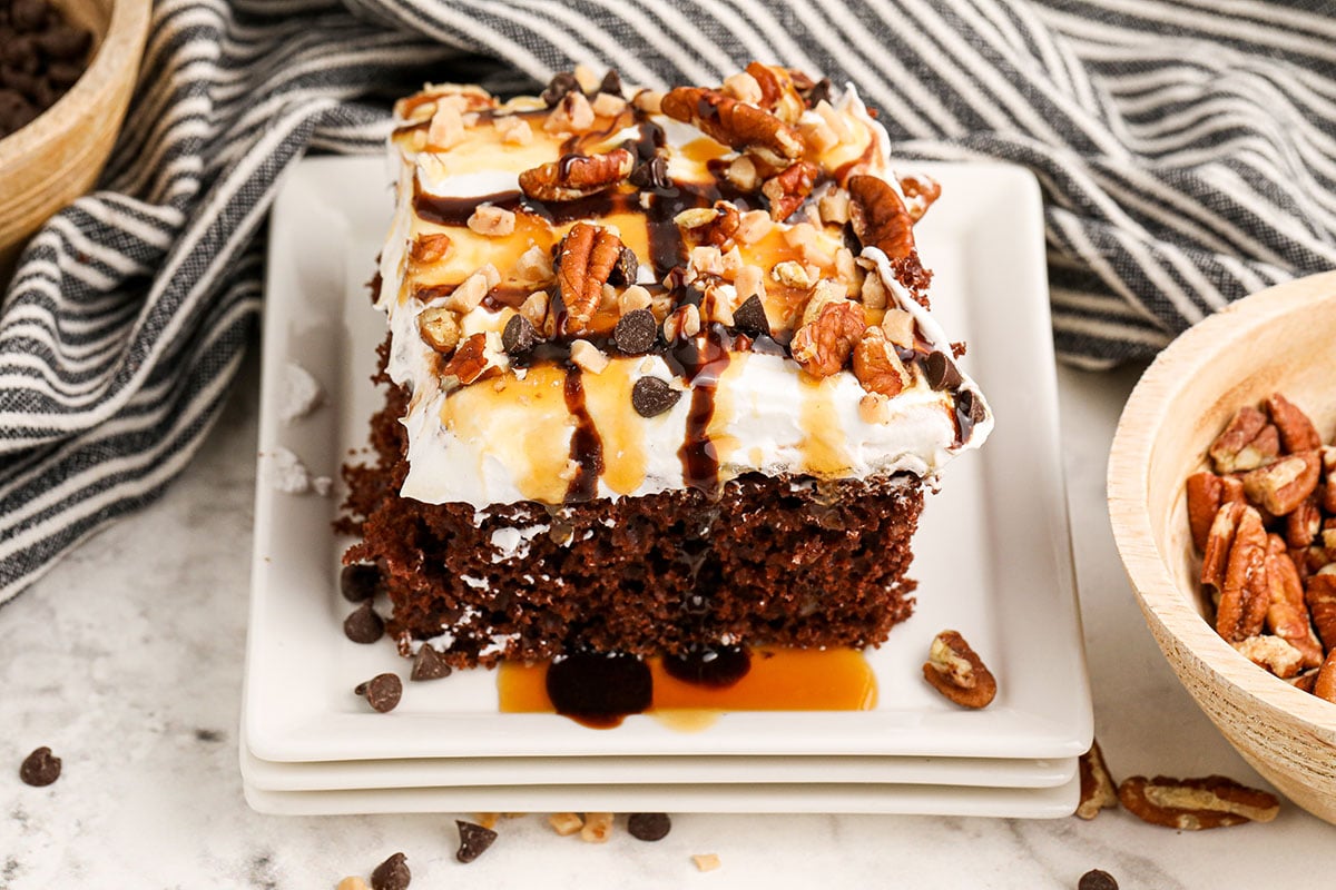 Turtle Poke Cake [www.recipessimple.com]